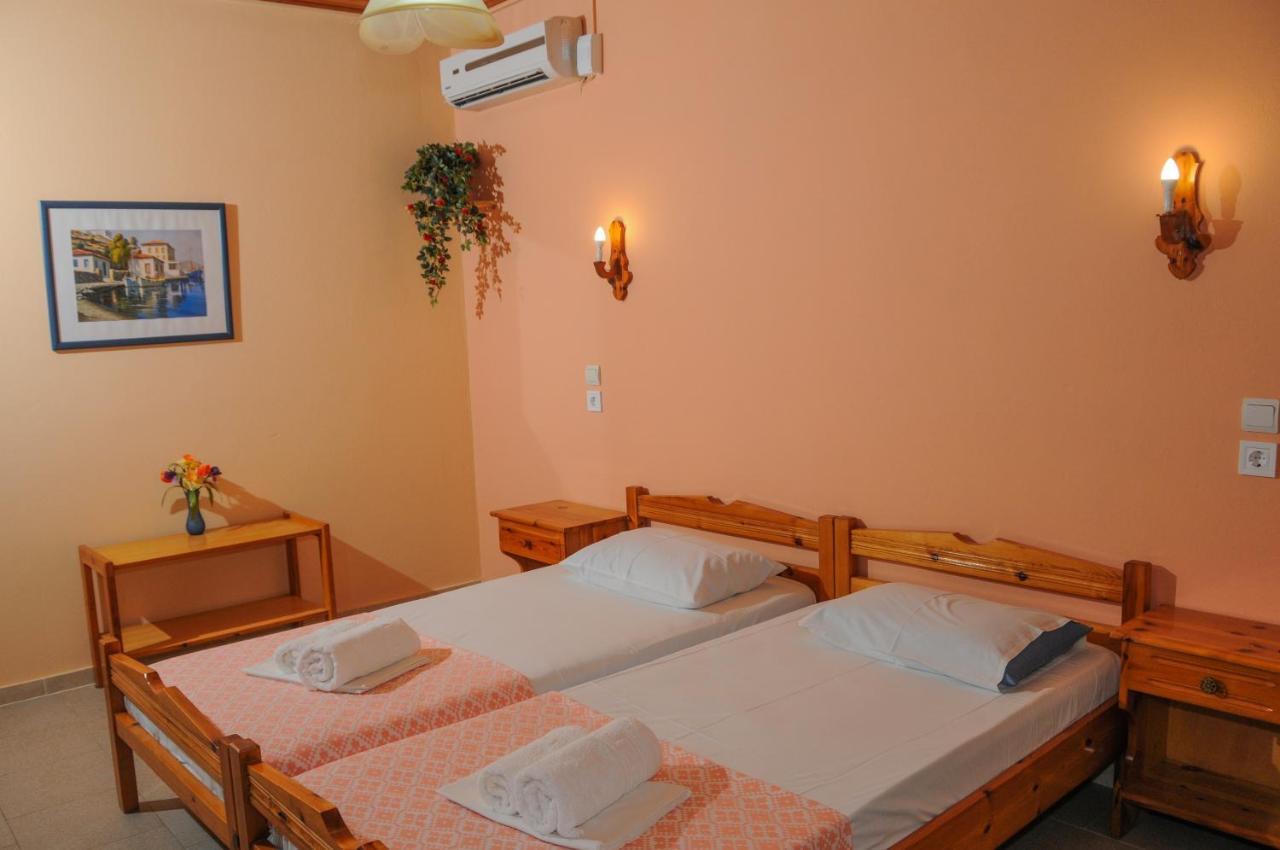 Nefeli Rooms ペフキ 部屋 写真